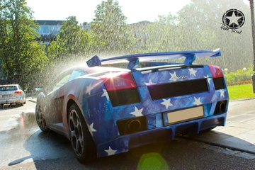 Lamborghini do phong cach Avengers dau tien tren the gioi hinh anh