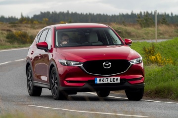 Mazda CX-5 2017 tuong duong 687 trieu dong tai Anh hinh anh