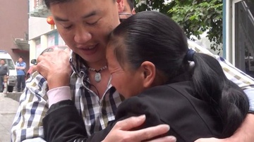 Hanh trinh tro ve nha sau 23 nam bi bat coc hinh anh