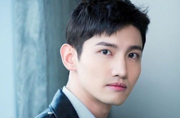 Chang Min (DBSK) to chuc hon le hinh anh
