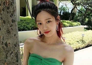 Lee Yoo Bi bi chan thuong tren phim truong hinh anh