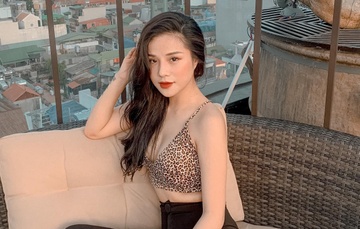 Nu ca si dang gay chu y o nhac Viet hinh anh