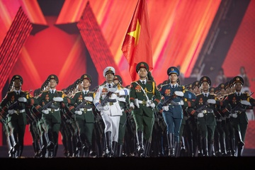 Khoảnh khắc xúc động trong 'concert quốc gia' ở sân Mỹ Đình