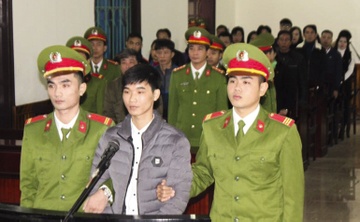 Nguyen Van Hoa linh 7 nam tu hinh anh