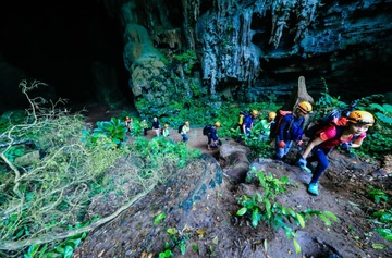 Can lam gi de giai cuu nganh du lich? hinh anh