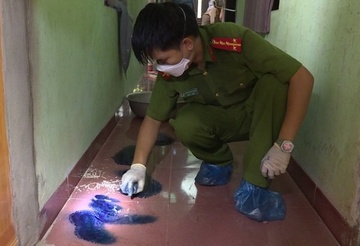 Nghi an 2 bac chau bi sat hai hinh anh