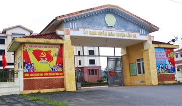 Giam doc ban quan ly du an ‘that nghiep’ vi chua duoc bo tri viec hinh anh