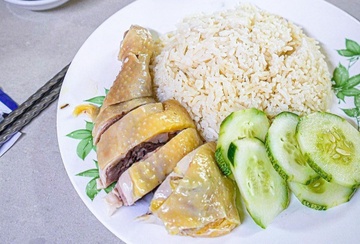 Dia chi thuong thuc com ga o TP.HCM hinh anh