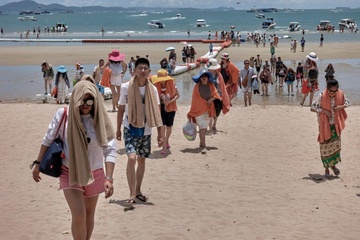 Vang khach Trung Quoc, du lich Thai Lan trong cay vao thi truong An Do hinh anh