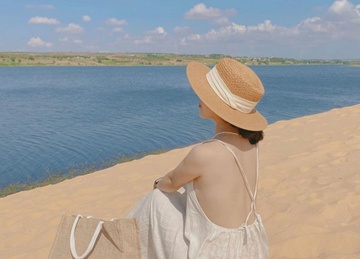 Du lich bien soi dong ky nghi le gio To hinh anh