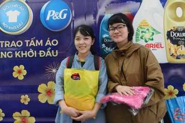 Phia sau nhung tam ao yeu thuong hinh anh