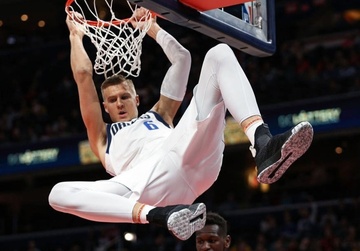 Doi hinh ngoi sao quoc te khang dinh dang cap o NBA hinh anh