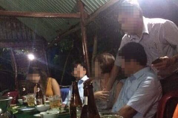 Nghi van giam doc trung tam y te Hau Giang sam so phu nu hinh anh