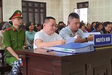 Toa bac don kien, yeu cau Bach Dat An cap so do cho nguoi dan hinh anh