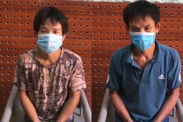 Duoi danh cong an vi con trai bi thu dieu hinh anh