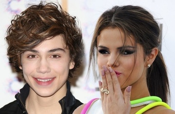 Selena Gomez vua qua dem voi ban trai moi hinh anh