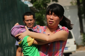 Mien Bac nang nong, co noi tren 35 do C hinh anh