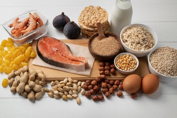 Loai vitamin cuc ky quan trong voi nao co o dau? hinh anh