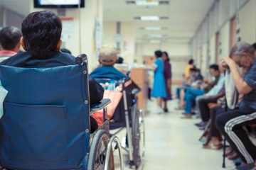 Miễn viện phí: Chuyện thật tại nhiều quốc gia