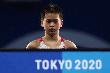 Nha vo dich Olympic 14 tuoi tu choi nhan qua, tien mat cua fan hinh anh