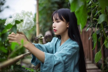 Cuoc song phai duoi theo 'tro choi cau view' cua nhung KOL hinh anh