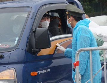 Tao luong xanh cho xe cho hang hoa den TP.HCM hinh anh