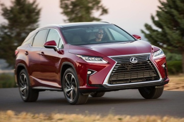 Thue xe sang Lexus, ton tu 718 USD moi thang hinh anh