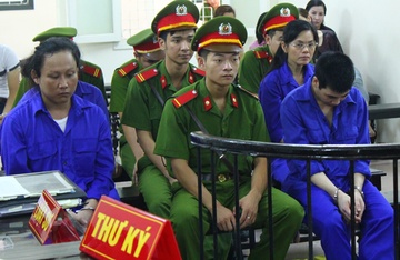 Ba chu khach san o Sai Gon khoc nuc no nhan an tu hinh hinh anh