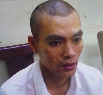 Nguoi dan ong bi sat hai tren pho vi dung xe can loi di hinh anh