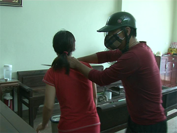 Bat nong bang cuop tai san tuoi teen hinh anh