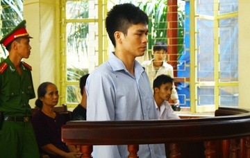 Bi cao trong vu an oan Nguyen Thanh Chan linh 12 nam tu hinh anh