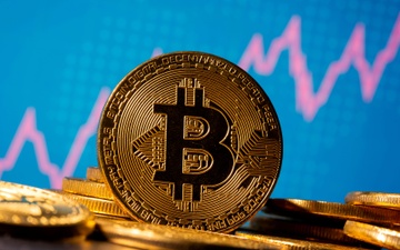 Gia Bitcoin lao doc hinh anh