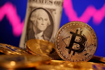 Buoc ngoat lich su cua Bitcoin va tien so My hinh anh