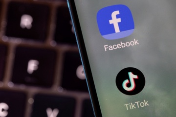 Facebook, Google, Apple nop gan 1.800 ty dong thue dau nam hinh anh