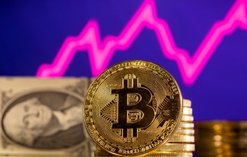 Giá Bitcoin bất ngờ áp sát đỉnh mọi thời đại