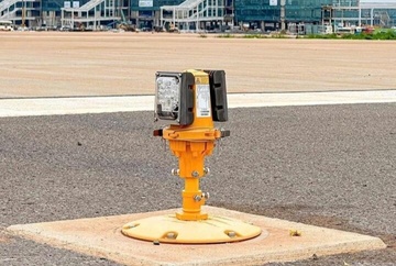 Lap den duong bang san bay Long Thanh phuc vu bay hieu chuan hinh anh