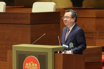 Ong Nguyen Thanh Nghi noi ve viec nguoi dan chon nha cung cap dien hinh anh