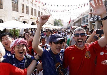 Tieng co vu xen lan loi cau nguyen o World Cup hinh anh