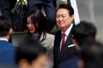'Canh o liu' dau tien cua Nhat ngay khi tong thong Han toi Tokyo hinh anh
