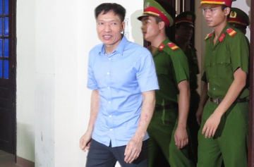 Nguyen pho giam doc cong an Hai Phong linh 15 thang tu hinh anh