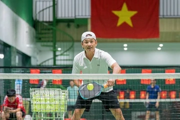 San pickleball moc len giua TTTM, chung cu Ha Noi hinh anh