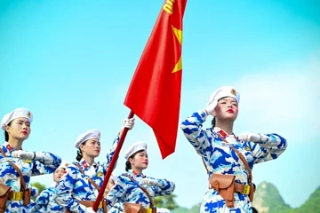 Cac nu chien si dep rang ro tai tong hop luyen dieu binh 2/9 hinh anh