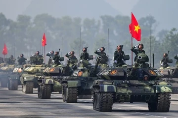 Ngam dan khi tai Viet Nam tu san xuat, hien dai hoa tham gia dieu binh hinh anh