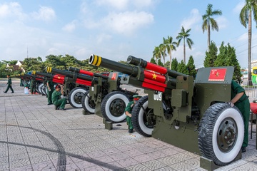 Cận cảnh dàn pháo lễ sẵn sàng tập luyện chuẩn bị cho đại lễ 2/9