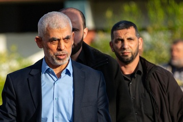 Hamas xac nhan thu linh Sinwar ‘tu tran’ hinh anh
