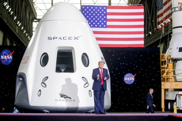 The kho cua chinh phu My truoc 'de che' Elon Musk hinh anh