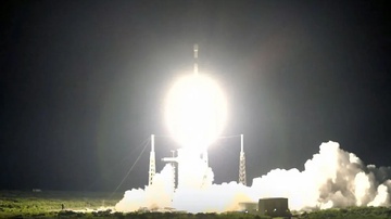 SpaceX của Elon Musk phóng vệ tinh bí ẩn
