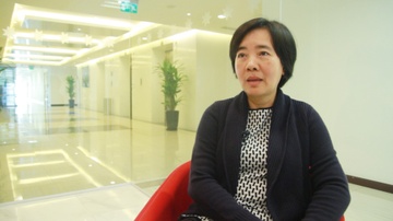 Chuyen cua nu tuong ngan hang nhay qua lam giao duc hinh anh