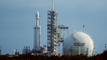 SpaceX sap phong ten lua manh nhat the gioi hinh anh