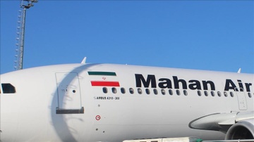 Bi hai chien dau co My ap che o Syria, may bay Iran buoc phai quay dau hinh anh